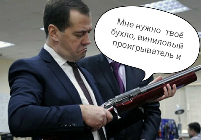 Окоп - не танк, в люке не застрянешь