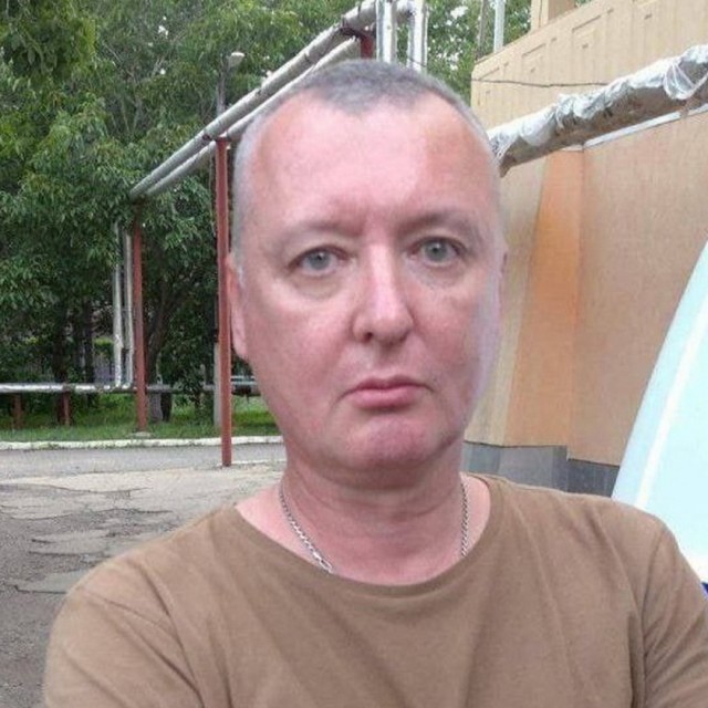 По Новошахтинску Ростовской области и его пригороду ищут мужчину с пулемётом, ранившего полицейских