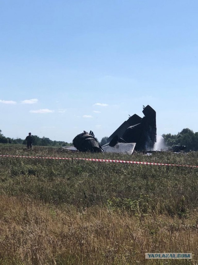 Су-30 потерпел крушение при выполнении учебно-тренировочного полета в безлюдной местности в Калининградской области