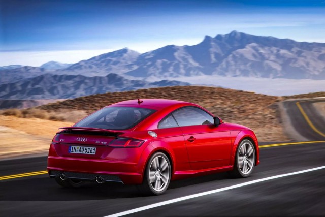 Прости-прощай: какой мы запомним Audi TT