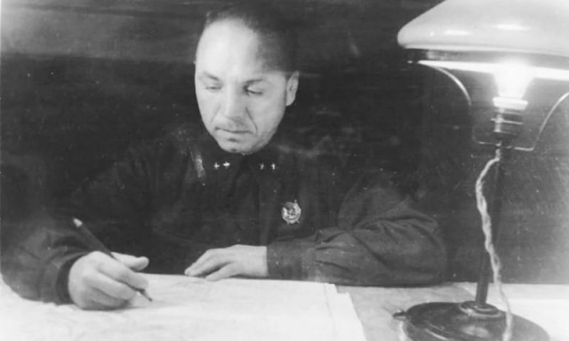 За что был репрессирован генерал Ласкин, пленивший Паулюса в 1943 году под Сталинградом