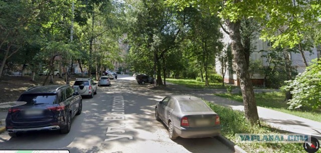Авария во дворе