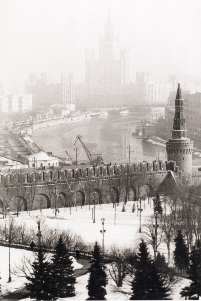 Москва и москвичи. Двадцатый век. 21.04.25