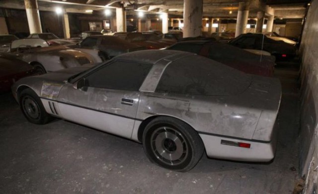 36 спорткаров Corvette