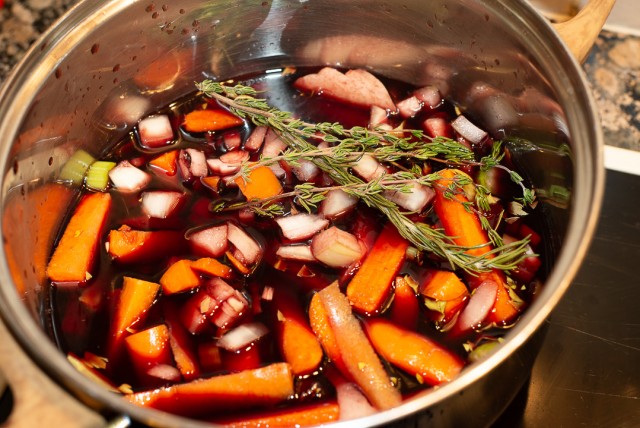 Кулинария: Жареная курица с французским акцентом.