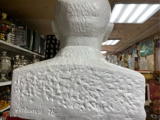 Зашёл в барахолку