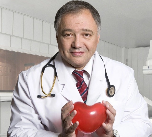 Увольнение легенды уральской медицины: Минздрав пытается убрать Яна Габинского