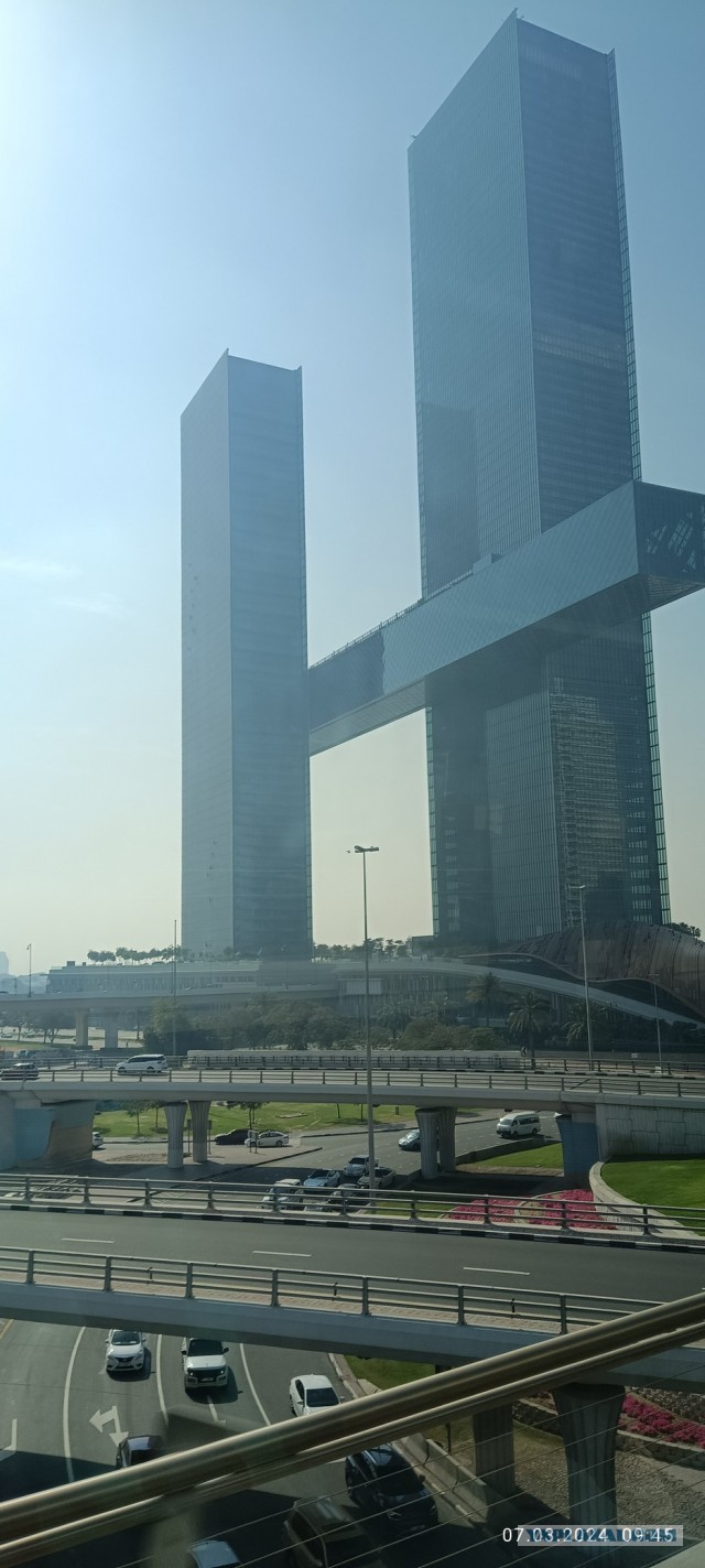 Дубайск в декабре