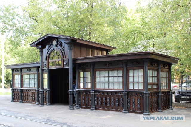 Остановки автобусные СССР. Искусство былое.