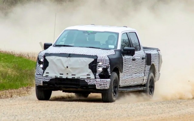 Ford выпустит 2 новые модели дешевле 3 млн рублей