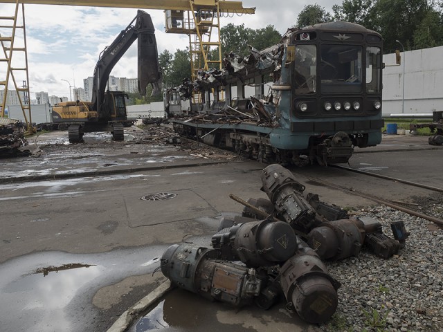 Как умирают вагоны московского метро