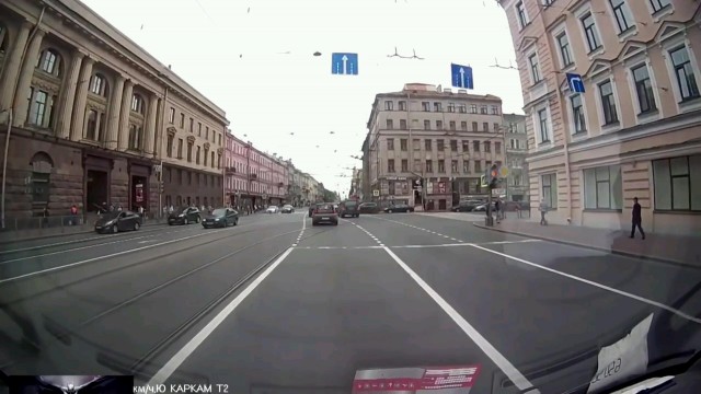 Ты так не езди! Ты в России б..ть живёшь!