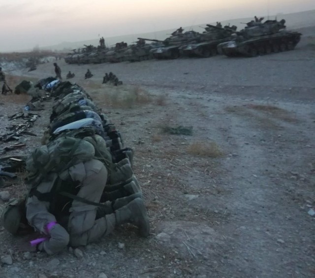 Ответный удар: сирийская артиллерия разнесла турецкий конвой