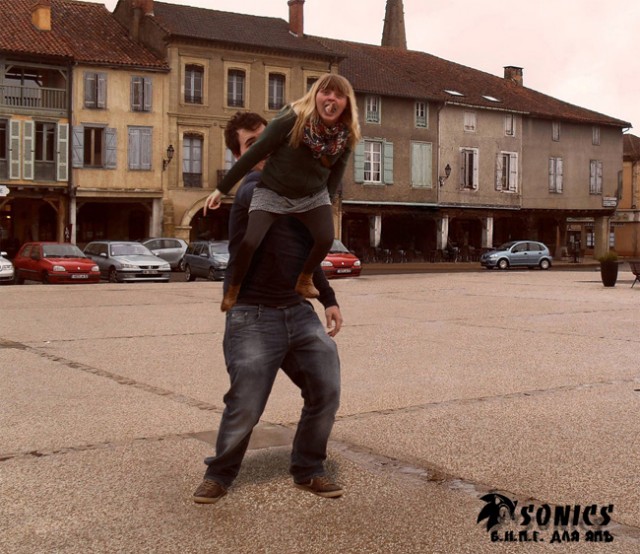 Фотожаба: Смотри, ояе#у!