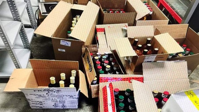 В Железногорске полицейские изъяли около 1 тыс. л контрафактного алкоголя