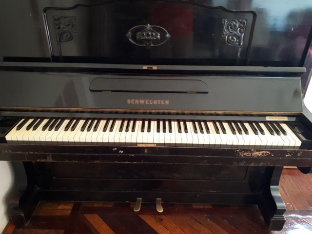 Расхититель социалистической собственности