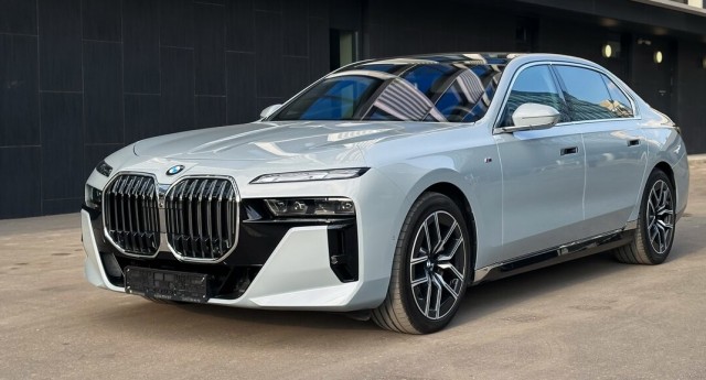 АВТОВАЗ начал тестировать Азимут без маскировки