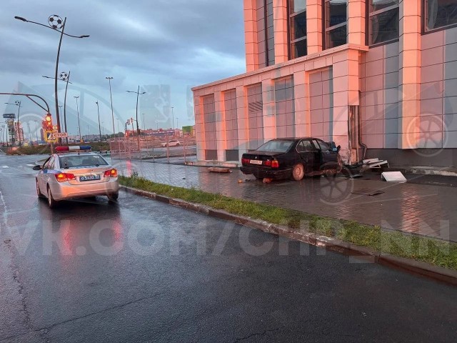 Очередной "Это же ребёнок..." на BMW.