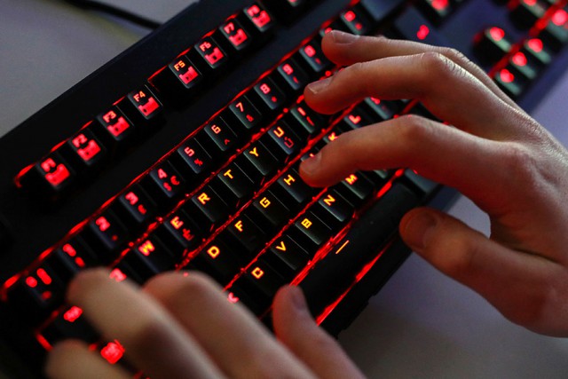 ФСБ и Минкомсвязи разработают закон об идентификации пользователей онлайн-игр