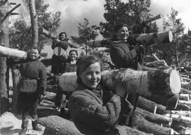 История в фотографиях