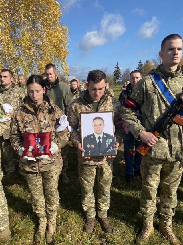 «Нас закрыли, как свиней»: сообщается о драке с мобилизованным в воинской части в Ярославле