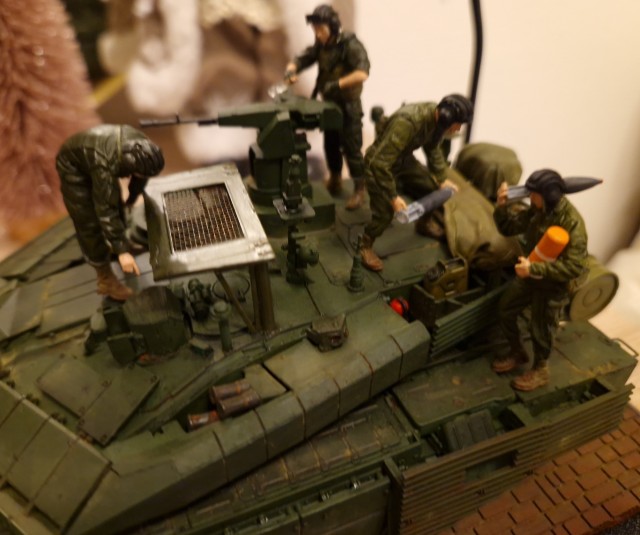 Рукожопства пост.  Т-90 МС " Скоро снова в бой 79 лет спустя " 1/35