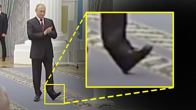 Макрон сдал назад и отказался нырять в фекальные воды реки Сена в Париже