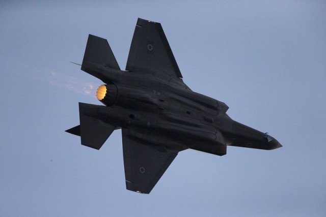 Трамп предложил переименовать модернизированный F-35 с двумя двигателями в F-55