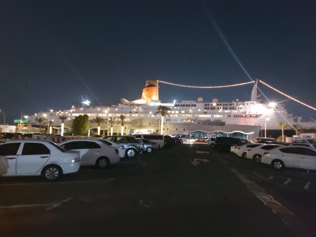 Дубайск в декабре