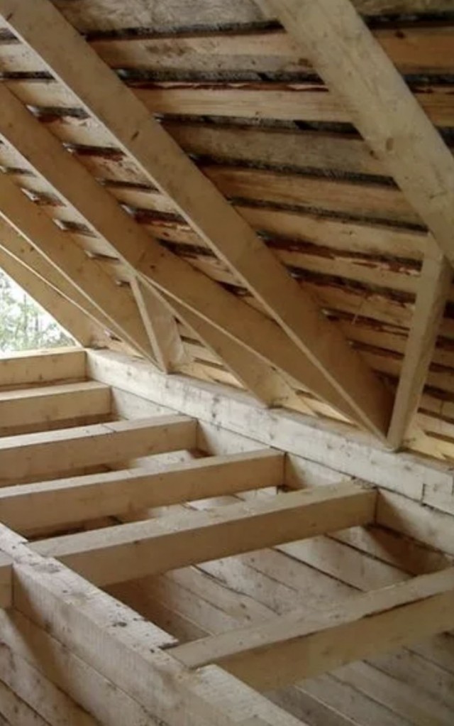 Брус или каркас. Вот в чëм вопрос.