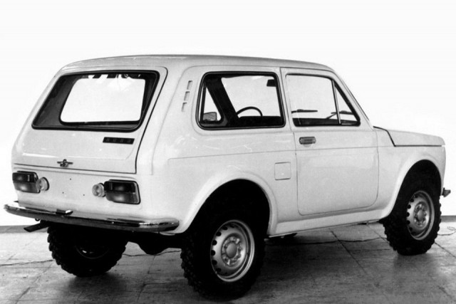 49 лет исполнилось Lada Niva