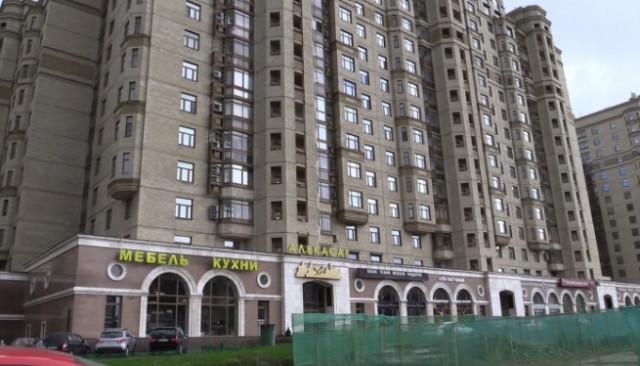 Семья полковника-миллиардера Захарченко бросила активы на 500 млн и уехала на юг