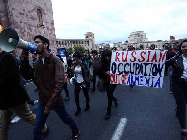 Армения осталась совсем одна