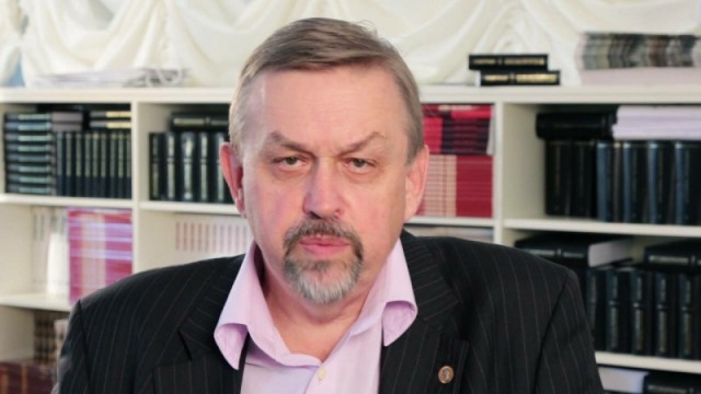 Как сотрудники ЦРУ официально работали советниками в правительстве России, и какой ущерб они нанесли