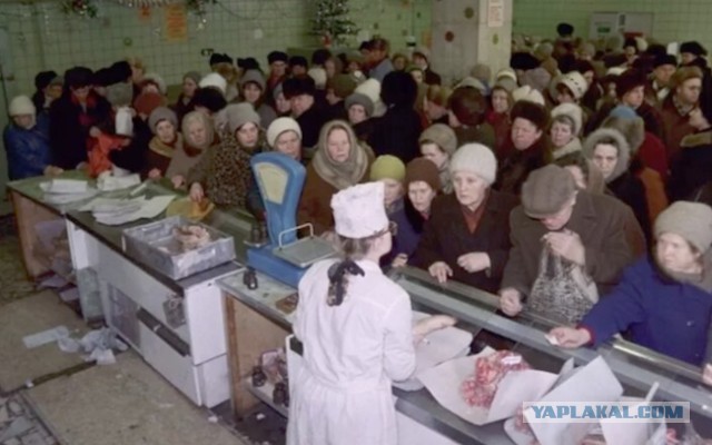 Сахарный песок в Ярославле стал дефицитом
