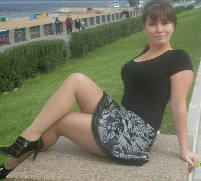 Скучающие соседки, у которых мужья уехали на вахту