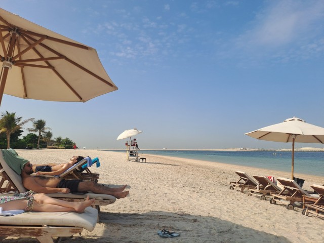 Дубайск в декабре