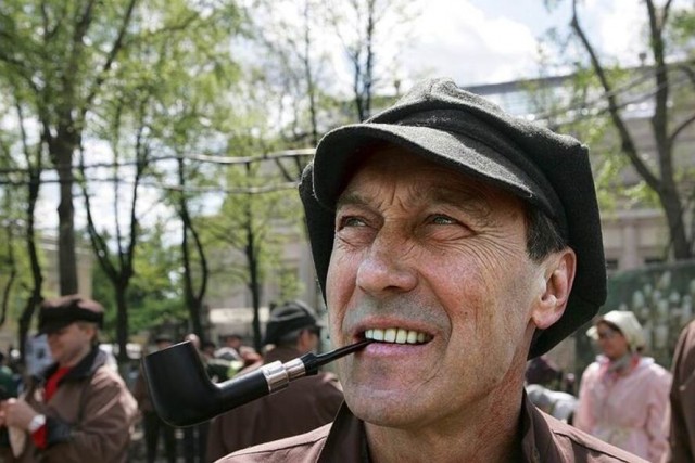 Интересные снимки известных людей 28.04.26