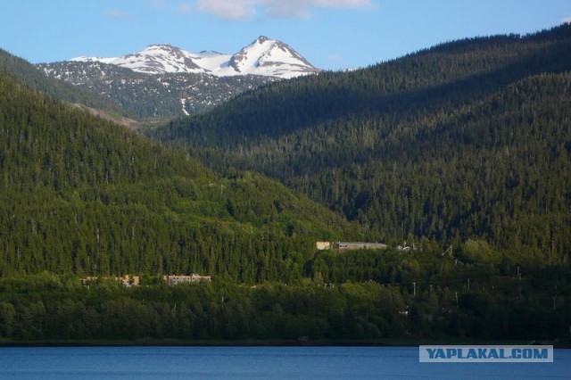 Канадский город-призрак застывший в 80-х