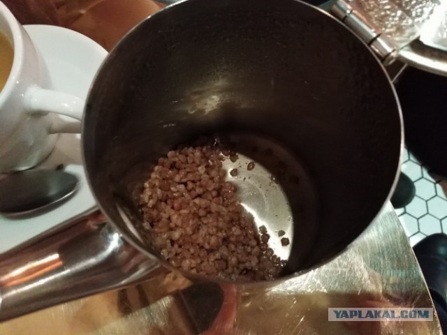 Знакомая пишет всякие наблюдения из жизни..