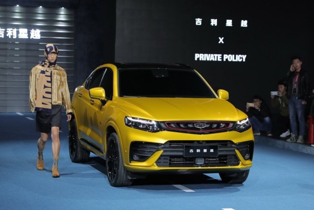 Объявлена дата, когда Geely начнет продавать в России конкурента Renault Arkana