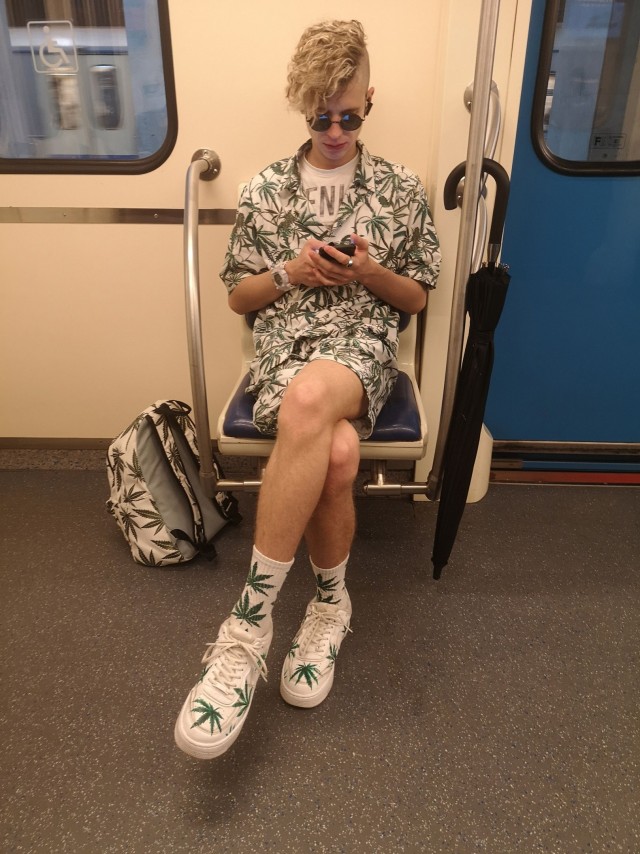 Модники из нашего метро в этот вторник