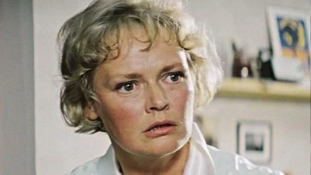 Нина Гребешкова: мечтала быть учительницей, отказала лётчику и сама чинила «Жигули»