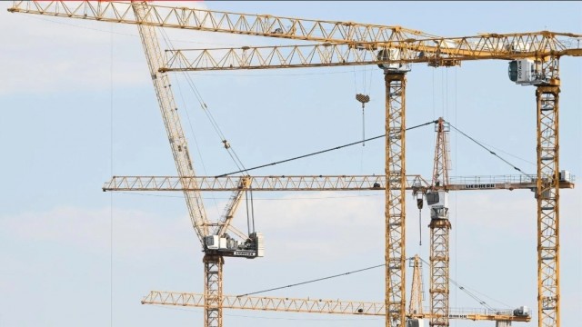 Крановщик башенного крана потерял сознание