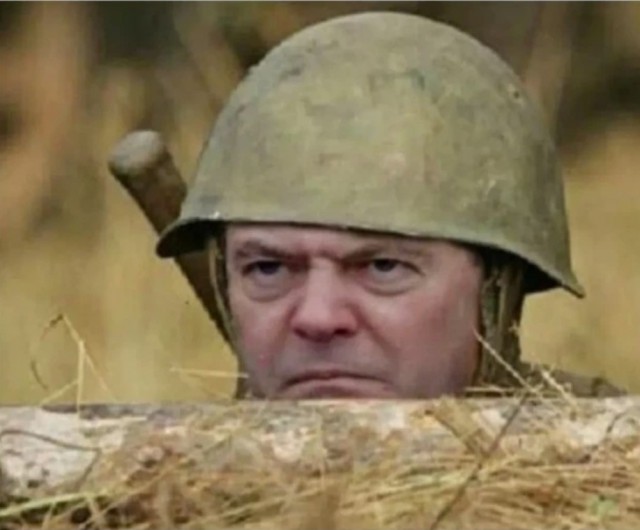 Медведев пообещал Украине Судный день из-за Крыма. Правда еще в 2022 году. Похоже пиZдамячи однако, товарищи у нас во власти