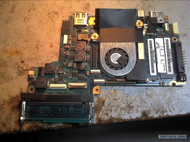 История Sony T250