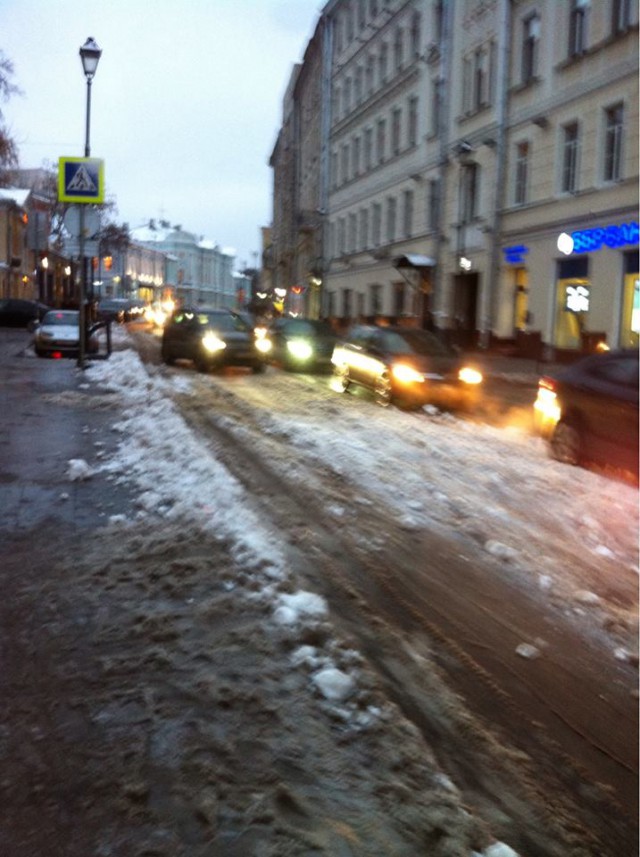 А как в вашем регионе убирают снег?