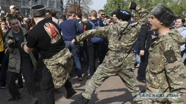 Суд оштрафовал казака за неуважение к обществу на митинге 5 мая в Москве