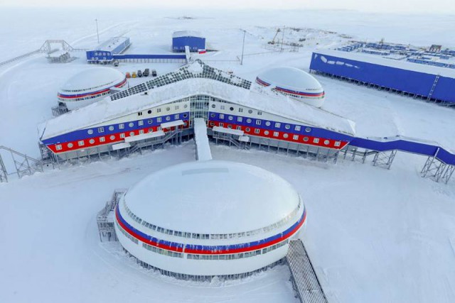 Арктика. Самая северная база ПВО РФ «Арктический трилистник» достигла полной автономности