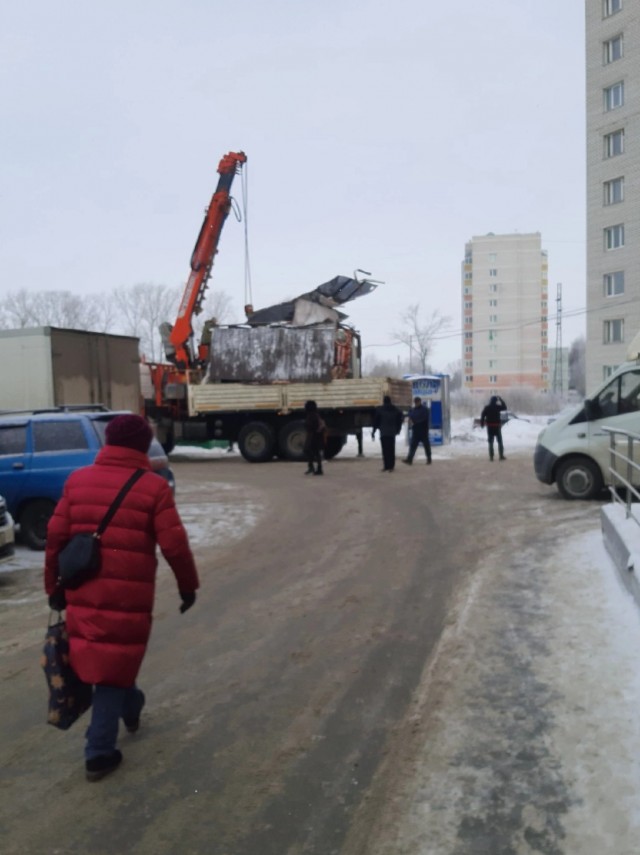 В Вологде взорвался ларек с шаурмой